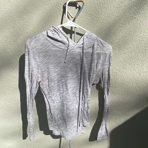Grey, XS, threads 4 thought sweater
